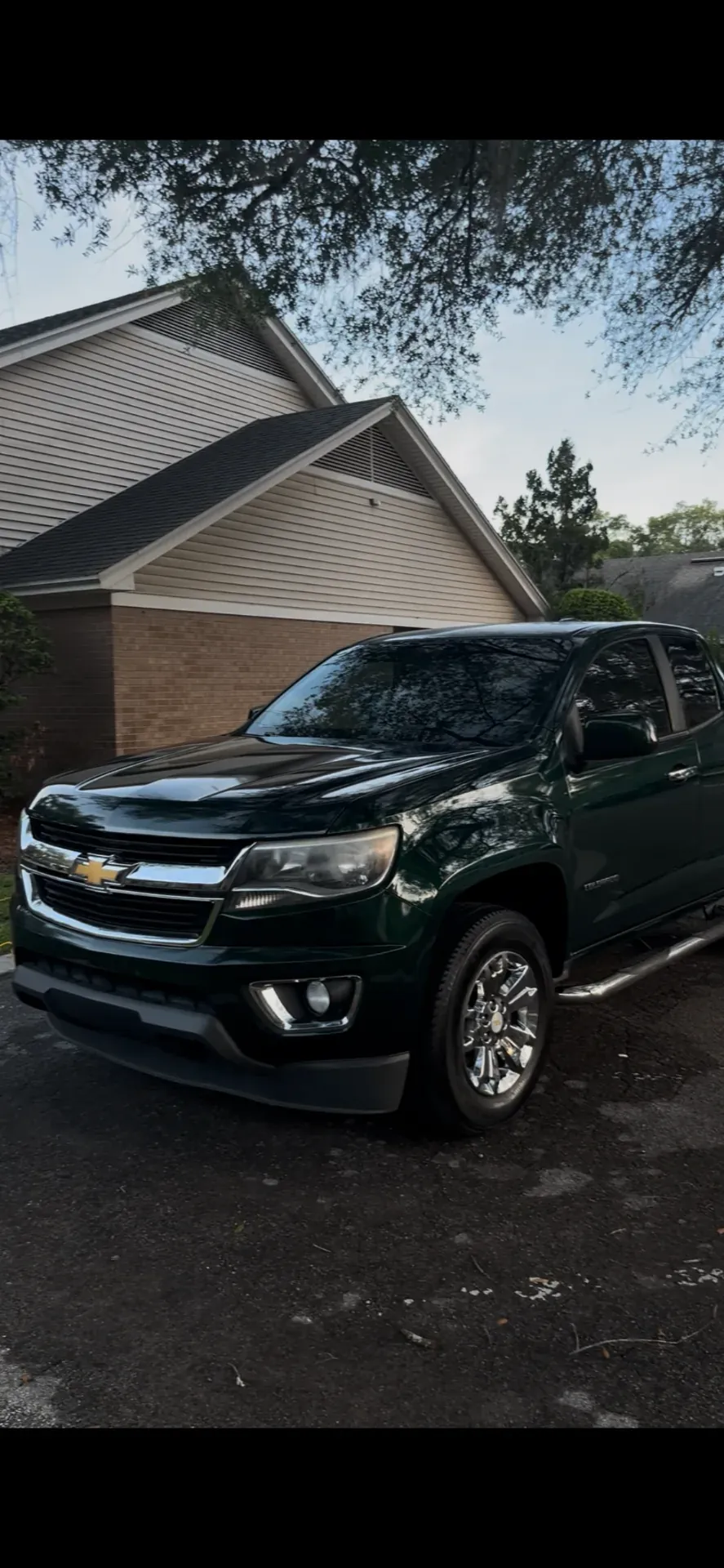 Mobile detailing in Inverness, FL Professional mobile car detailing in Inverness, Florida — dark green truck after a premium exterior wash